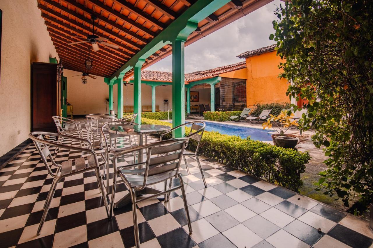 Hotel El Convento Leon Nicaragua מראה חיצוני תמונה